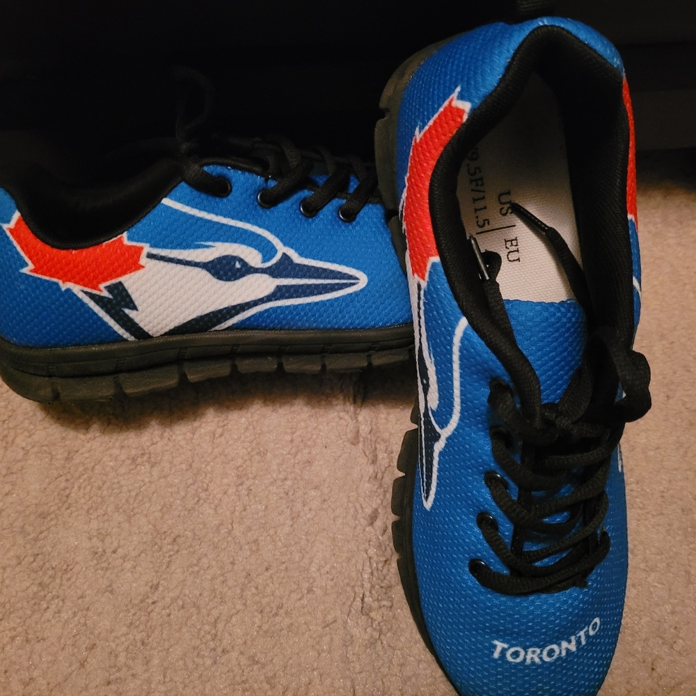 Ladies Blue Jays sneakers